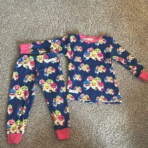 Baby shark pajama set